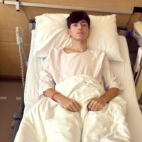 UPDATE 07.10.2025 – Liviu a trecut printr-o intervenție chirurgicală la picior în Austria